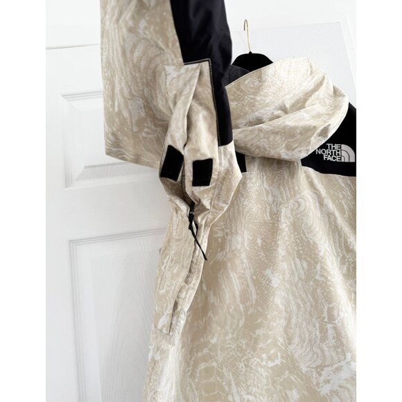 NWT The North Face "GTX Mountain Jacket" in "Gravel", size Medium - Picture 8 of 12